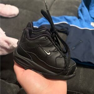VINTAGE nike baby shoes 3C